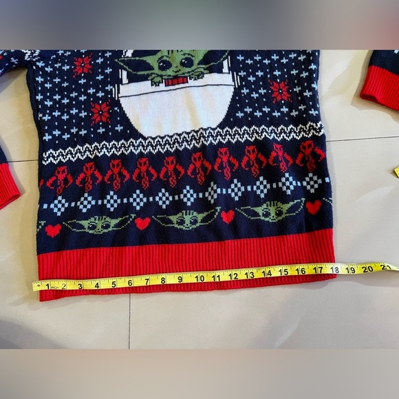 Star Wars Geeknet The Mandalorian Child Baby Yoda Ugly Holiday Unisex size L - Picture 9 of 16